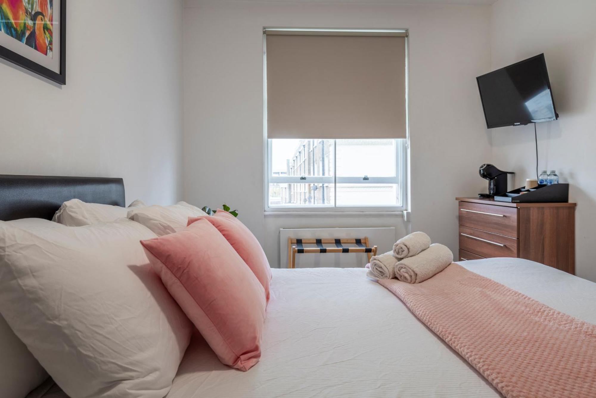 Dazzling Room Near Paddington/Elizabeth Stn London Exterior foto